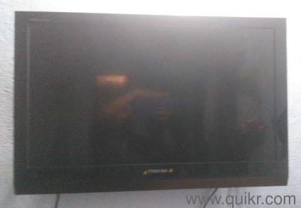 Toshiba Lcd with gently used urgent sale no scratches and good working condition