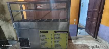 CHAT COUNTER WITH STORAGE AND FREEZER 