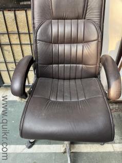 Brand new boss office revolving chair in mint condition