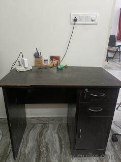 Computer/office table for sale