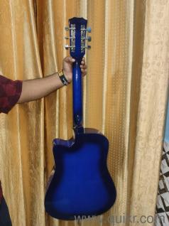 d and Ps guitar is a gredconcer