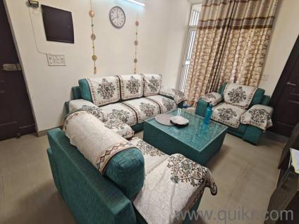 Sofa set with central table without glass