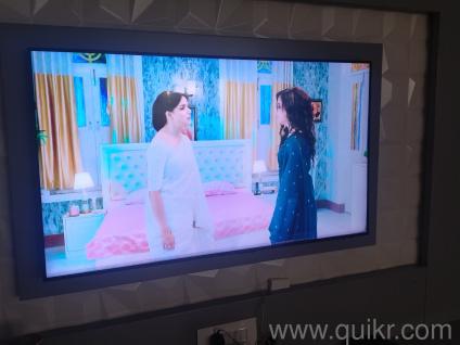 Television smart television in good condition 