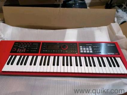 WhatsApp 92207/ 99156),ROLAND XPS 30 keyboard with accessories INSTALLMENT PAYMENT AVAILABLE FOR 10 MONTHS 