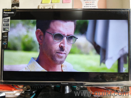 Panasonic Led tv for Sale 2015 model minor screen lining issue 