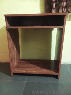 Computer / Laptop table  