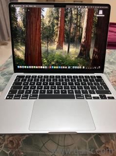 MacBook AIR M4 Chip 2025 model