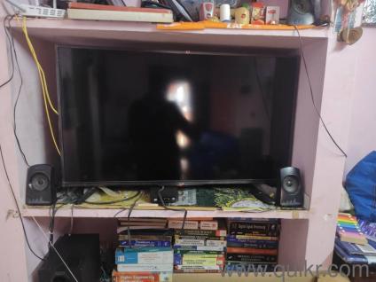 Vu 100 cm (40 inches) Full HD UltraAndroid LED TV 40GA