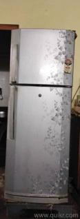 lg Fridge, Double door, Good Condition Colling Properly 