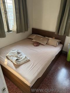 Queen size bed with storage