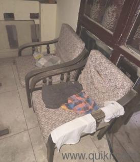 sofa sets 3+1+1 and center table