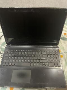 Laptop big screen small smdamages keyboard issue 