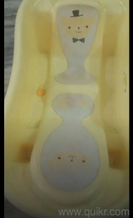 Baby bath tub gentle used 