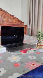Apple MacBook Pro for Sale  Intel i7 | 16GB RAM | 512GB SSD