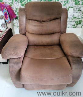Recliner, recelntly upholstered, great condition