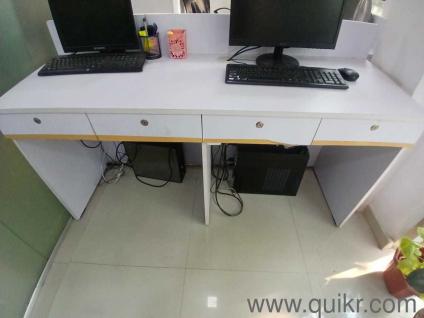 COmputer Tables 4 No's