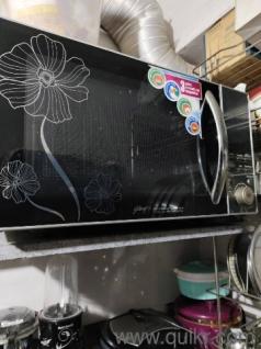 This is microwave oven in a good condition 