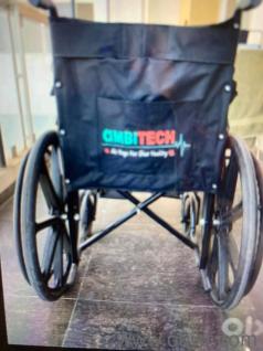Foldable wheelchair in brand new condition for sale