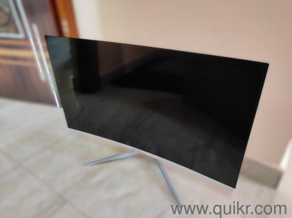 32" CURVED LED MONITOR