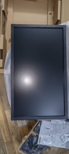 DELL MONITOR BRAND NEW FOR SALE I HAVE 2 TO SELL URGENTLY