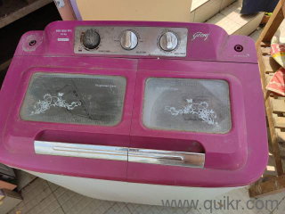 Running Semi automatic washing machine of Godrej
