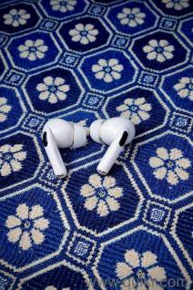 Wireless Earbuds, Urgent sell price negotiable 