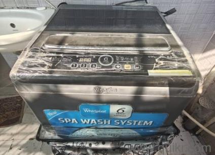 Whirlpool Fully Automatic washing machine in working condition 