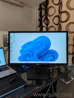 Dell Monitor SE2222H Fully working Condition, No defects or damages 