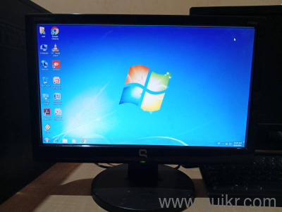 Desktop computer with monitor keyboard mouse 