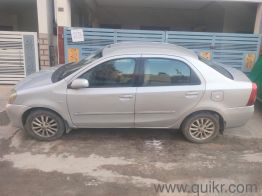 Toyota Etios V - 2011