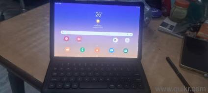 dell laptop  13 5gen 1 TN hdd 4 gb ram battery according ly