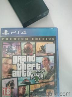 GTA 5 ps4 disc great condition contact 