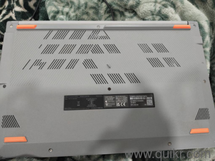 Asus vivobook 14/15go negotiable 