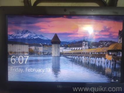 Samsung RV513 Laptop 4GB RAM 320GB HDD  Only 4000 (Gently Used) 