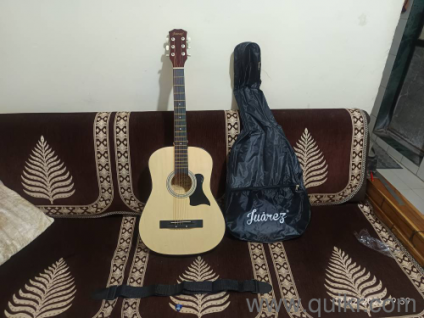 New guitar with full set . ready to bargain money needed urgently.