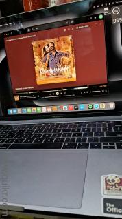 macbook pro i7 Tochbar 