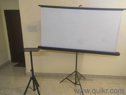 Brand New 6x4 Projector Screen + Adjustable Metal Tripod Stand