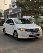 Self driving cars rental 