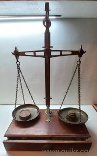 Antique Brass Weighing Scale