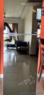 Haier 254L frost free, convertible, mirror finish refrigerator in excellent condition.