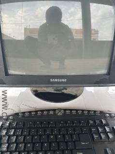 Samsung Monitor with Keyboard | Working Condition