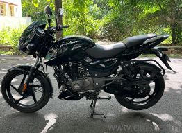 Used Bajaj Pulsar 125 2022 Model Images