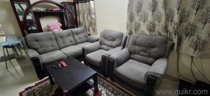Excellent Sofa set of 5 seaters