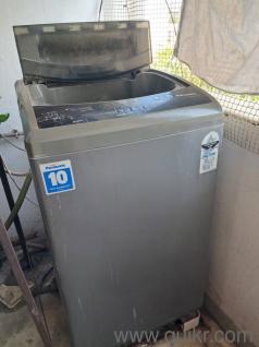 branded washing machine in excellent working condition 