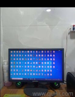 good condition pc i5 6 gen with 500gb ssd and 8 gb ram