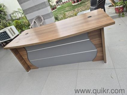 office table 5ft X 2 ft