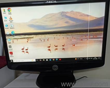 HCL 17.5 Inch LCD Monitor  Fully Working with Power Cord | Only 500