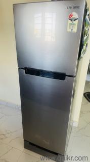Sale of 4 Year Old Samsung Refrigerator 