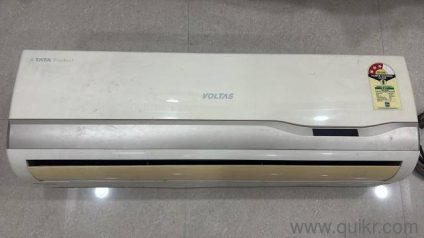 VOLTAS AC 1.5 TON IN VERY GOOD CONDITION 