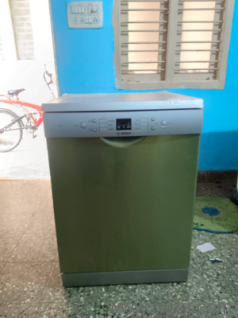 it's a good condition Bosch company dishwasher 